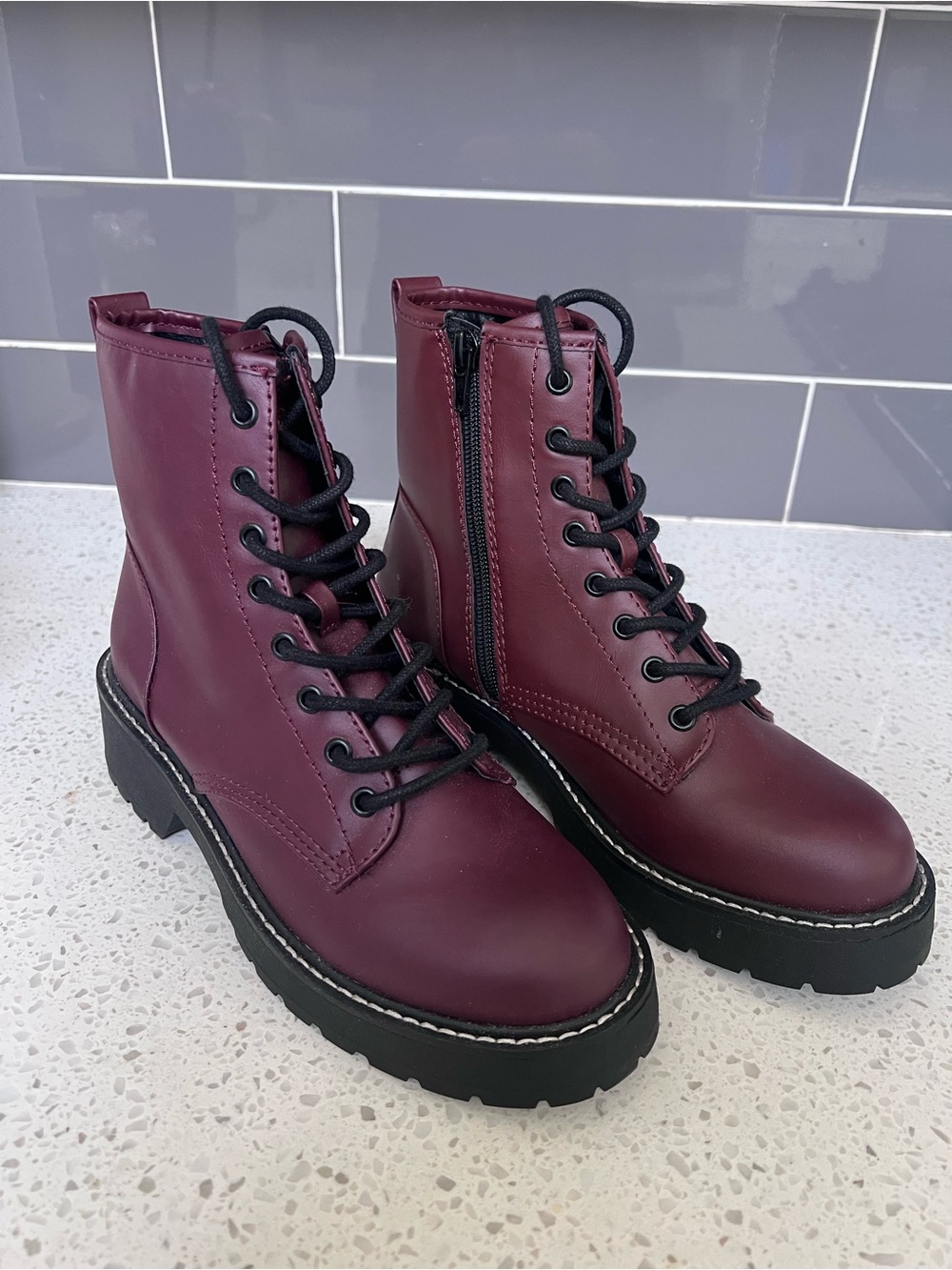 Madden girl Carra Platform Combat Boots Burgundy